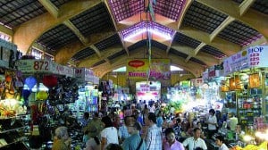 inside-ben-thanh-market